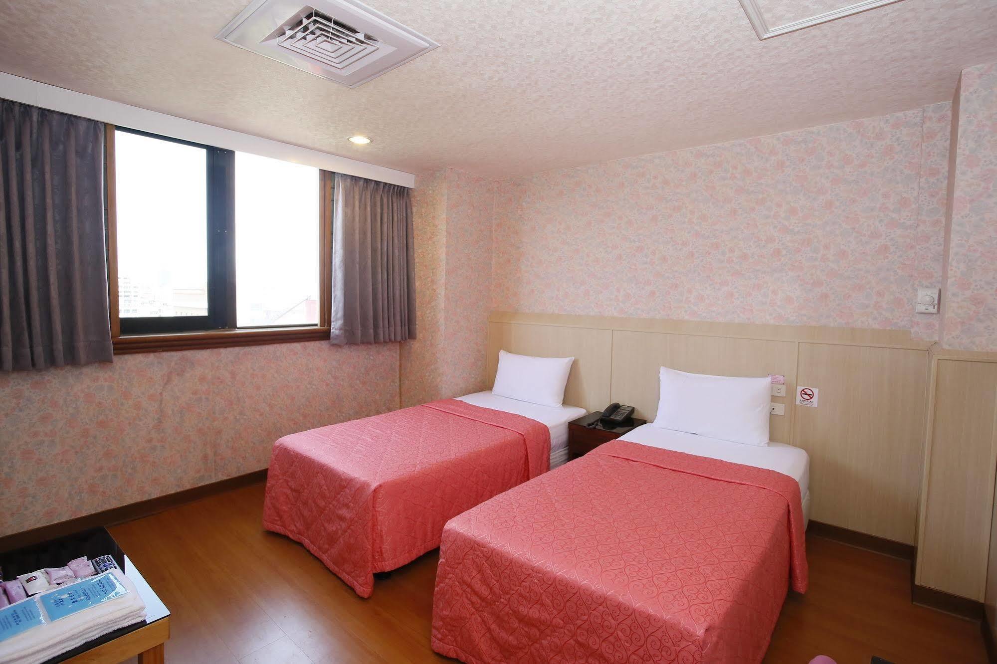 Sunwise Hotel Kaohsiung Eksteriør billede